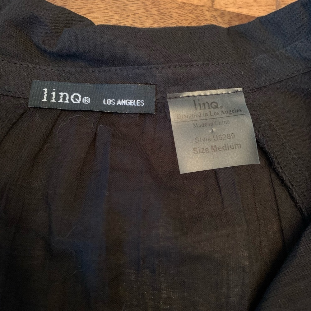 LINQ Cold-Shoulder Top - Picture 5 of 5
